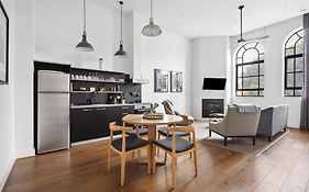 Devlin 103 Luxe Apartment